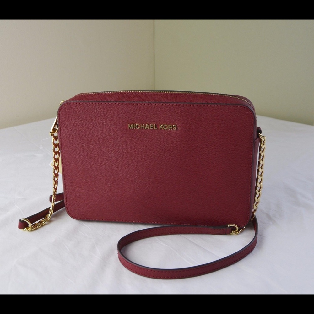 Michael Kors Jet Set Crossbody